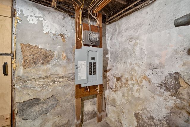 119 Tremont St, New Bedford, MA 02740