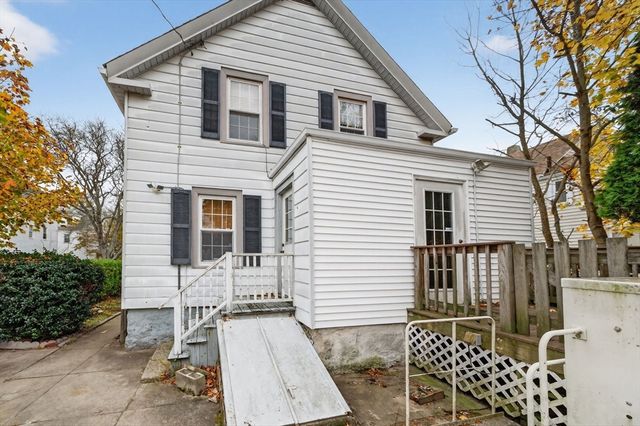 119 Tremont St, New Bedford, MA 02740