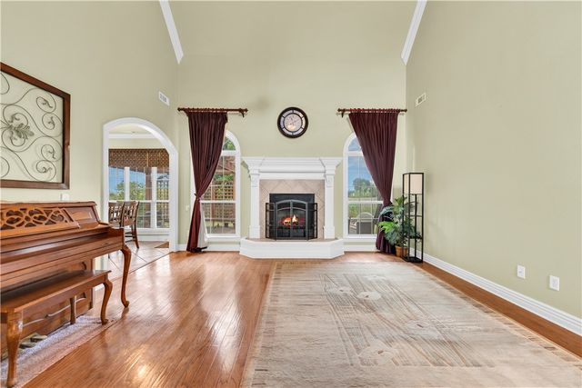 5213 42nd Street, Rogers, AR 72758