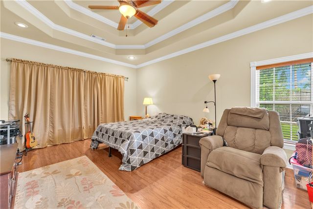 5213 42nd Street, Rogers, AR 72758