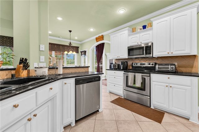 5213 42nd Street, Rogers, AR 72758