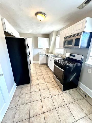 210 Pennsylvania Ave Apt 2, Norfolk, VA 23504