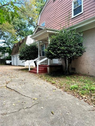 210 Pennsylvania Ave Apt 2, Norfolk, VA 23504