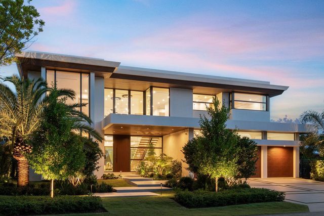 2400 Barcelona Drive, Fort Lauderdale, FL 33301