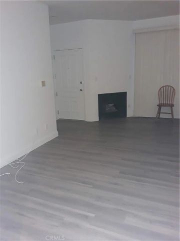 435 E Tamarack, Inglewood, CA 90301