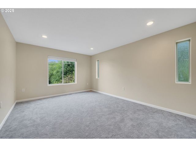 3355 HUBERT Rd, Tillamook, OR 97141