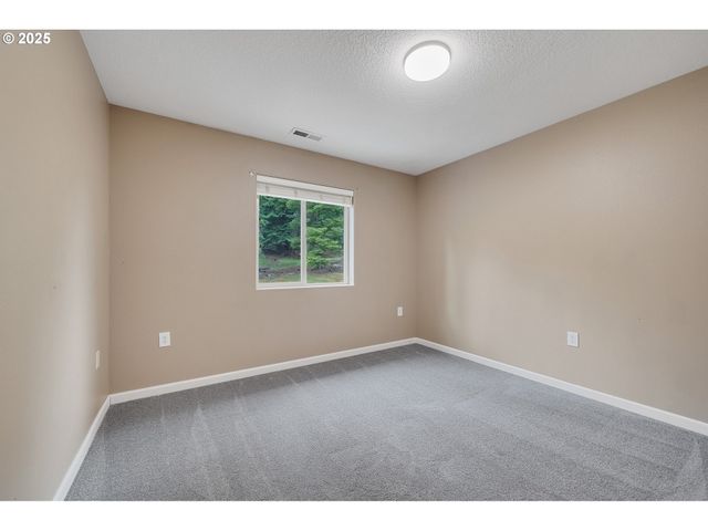 3355 HUBERT Rd, Tillamook, OR 97141