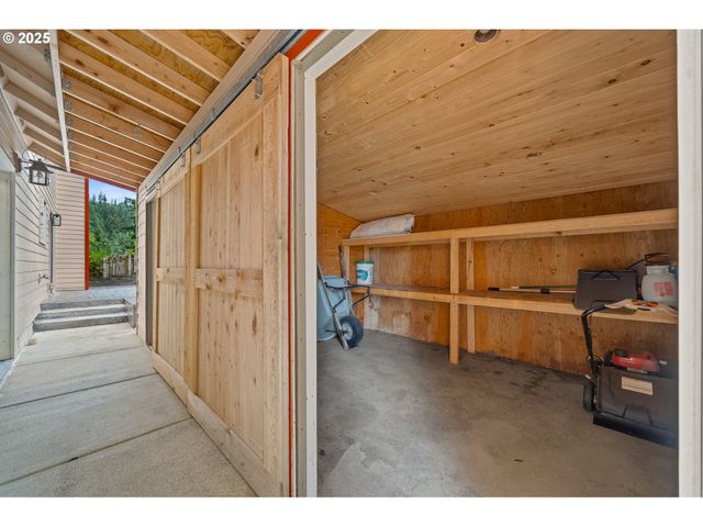 3355 HUBERT Rd, Tillamook, OR 97141