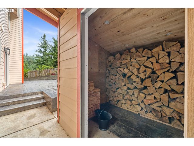 3355 HUBERT Rd, Tillamook, OR 97141
