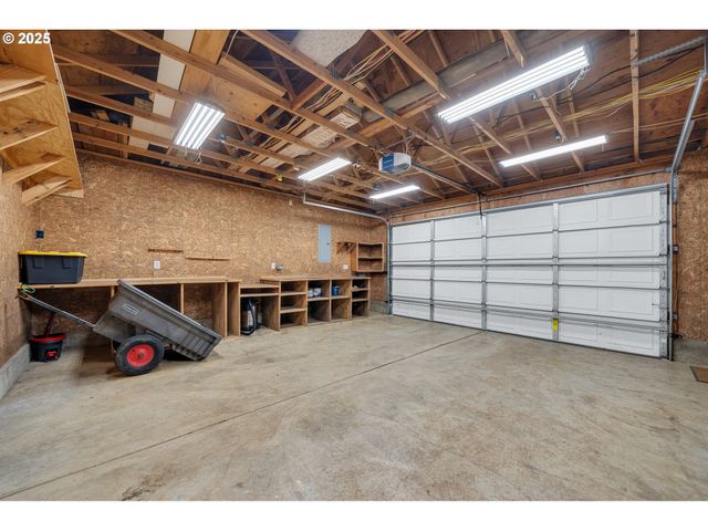 3355 HUBERT Rd, Tillamook, OR 97141