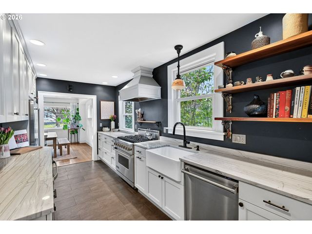 2705 Ne 40TH Ave, Portland, OR 97212