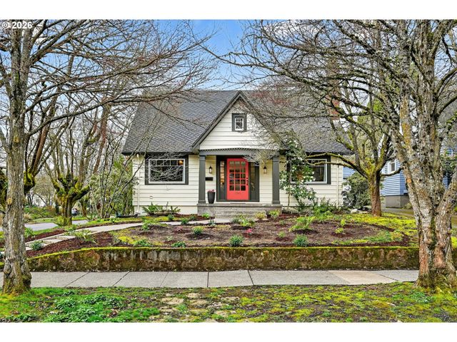 2705 Ne 40TH Ave, Portland, OR 97212