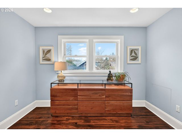 2705 Ne 40TH Ave, Portland, OR 97212