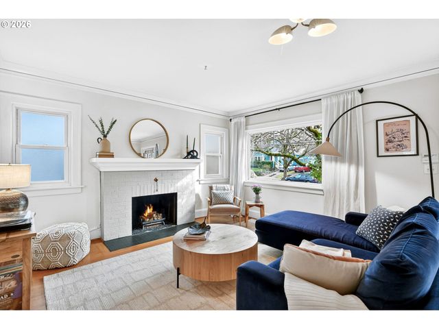 2705 Ne 40TH Ave, Portland, OR 97212