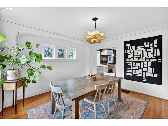 2705 Ne 40TH Ave, Portland, OR 97212