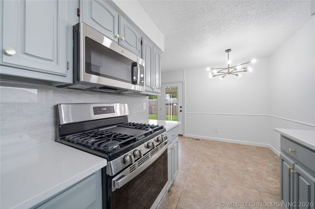 13508 E 31st Place S, Tulsa, OK 74134