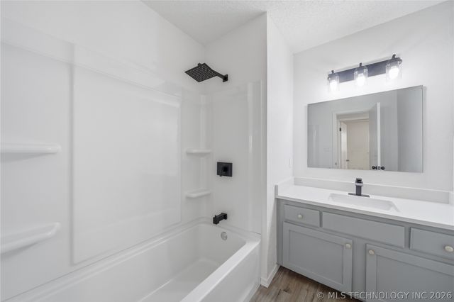 13508 E 31st Place S, Tulsa, OK 74134