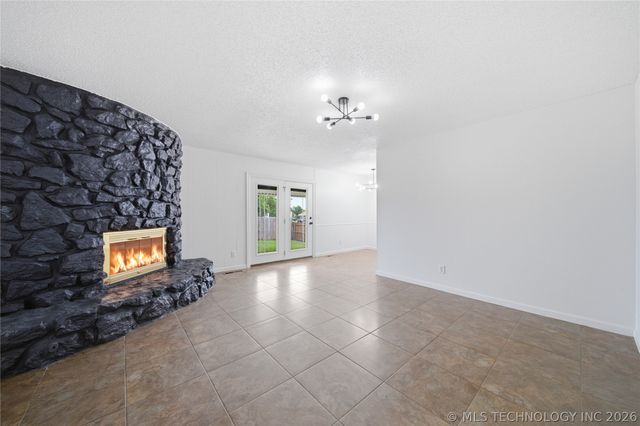 13508 E 31st Place S, Tulsa, OK 74134