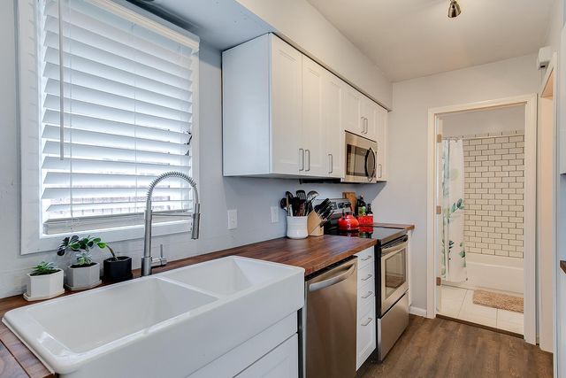 2801 Lincoln Street NE, Minneapolis, MN 55418