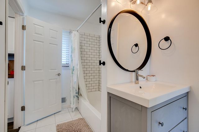 2801 Lincoln Street NE, Minneapolis, MN 55418