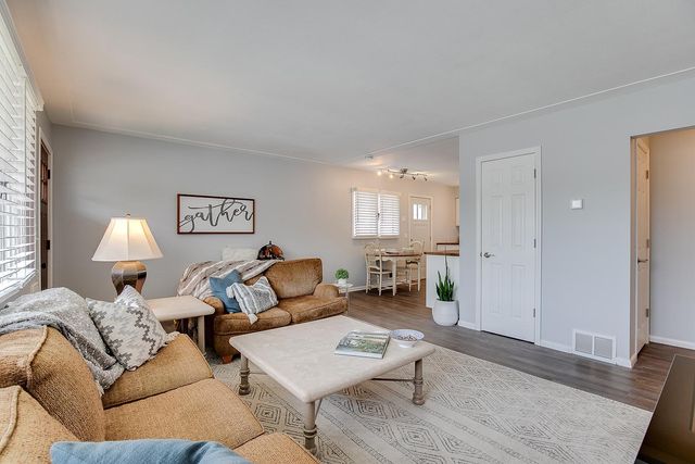 2801 Lincoln Street NE, Minneapolis, MN 55418