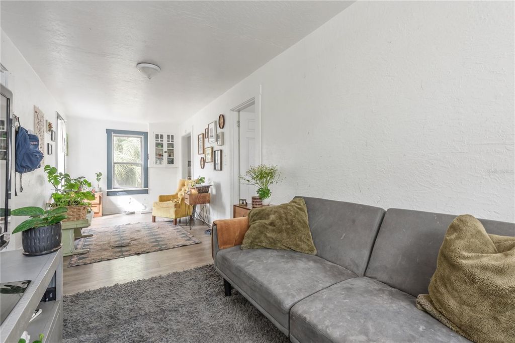 Image 42 of property listing at 655 PARIS AVENUE S, St Petersburg, FL 33701