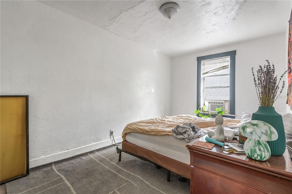 Image 44 of property listing at 655 PARIS AVENUE S, St Petersburg, FL 33701