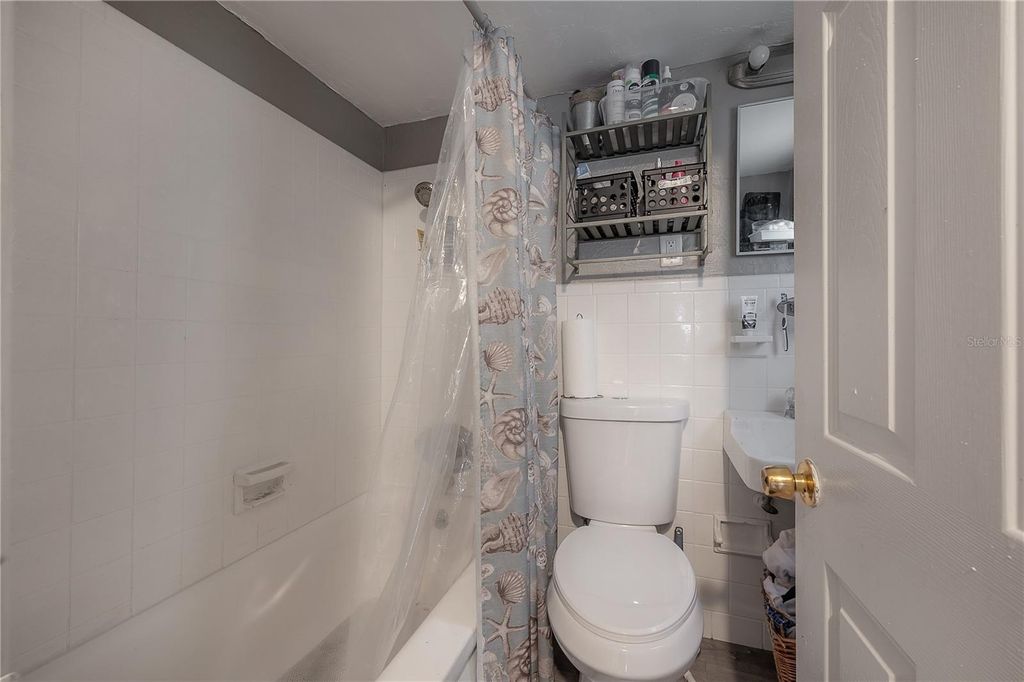 Image 47 of property listing at 655 PARIS AVENUE S, St Petersburg, FL 33701