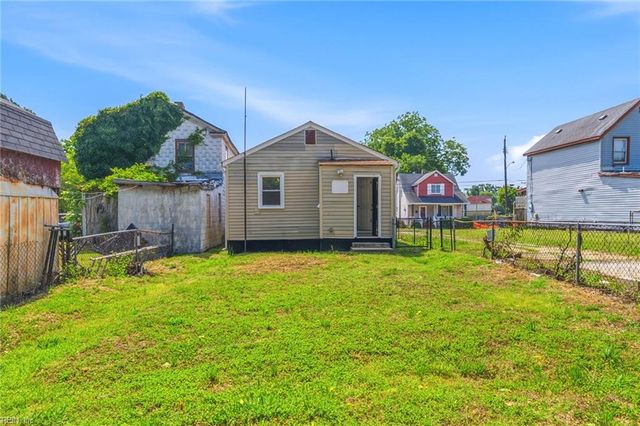 1313 29th St, Newport News, VA 23607