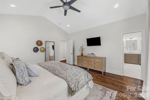 3430 Cosby Place, Charlotte, NC 28205