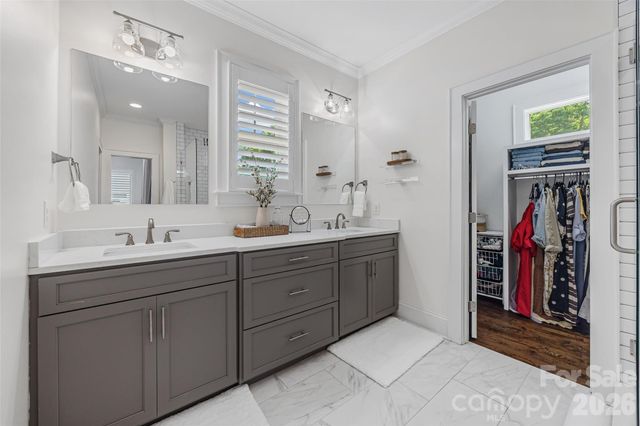 3430 Cosby Place, Charlotte, NC 28205