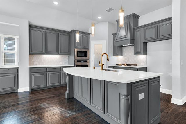 3116 Golden Sunset Court, Mesquite, TX 75181