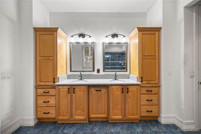 1789 N Sky Glen Path, Hernando, FL 34442