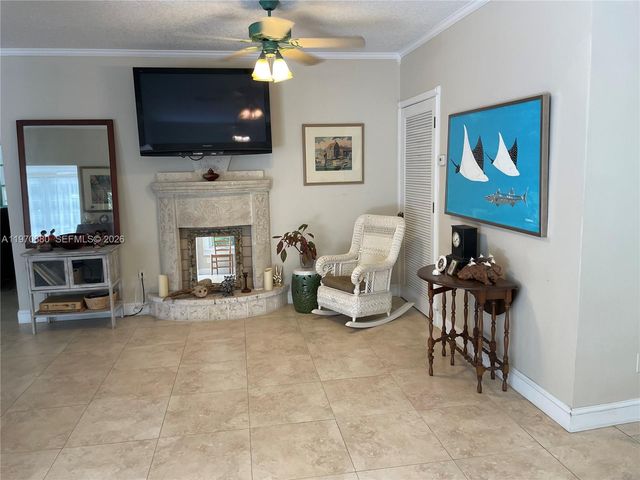 23755 SW 142nd Ave, Homestead, FL 33032