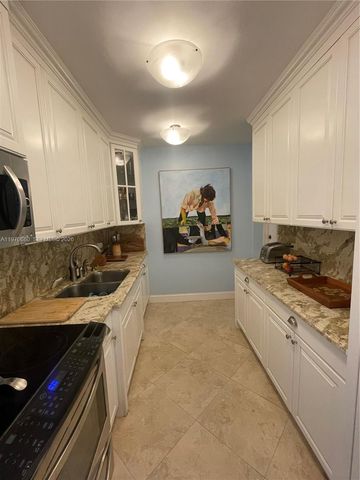 23755 SW 142nd Ave, Homestead, FL 33032