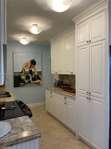 23755 SW 142nd Ave, Homestead, FL 33032