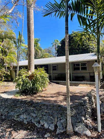 23755 SW 142nd Ave, Homestead, FL 33032