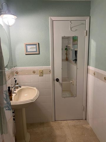 23755 SW 142nd Ave, Homestead, FL 33032