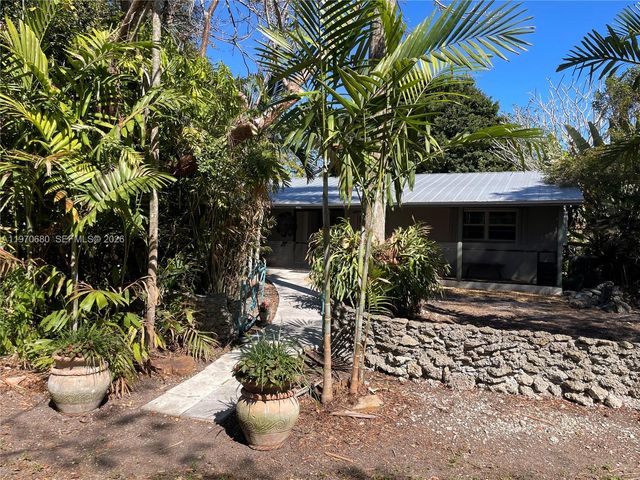 23755 SW 142nd Ave, Homestead, FL 33032