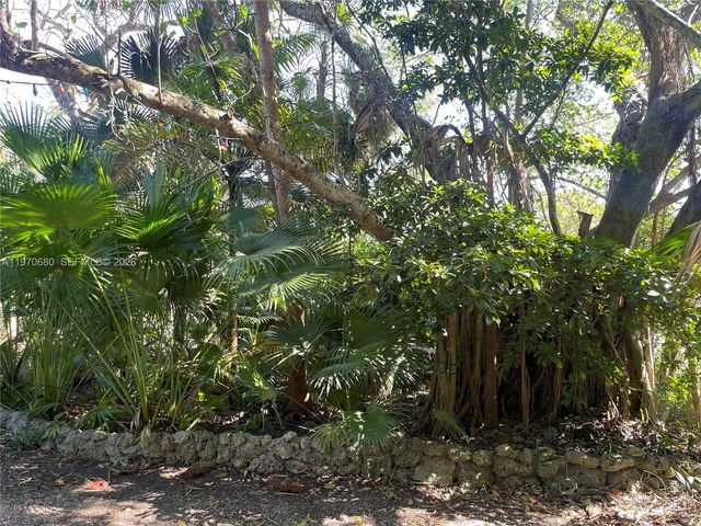 23755 SW 142nd Ave, Homestead, FL 33032