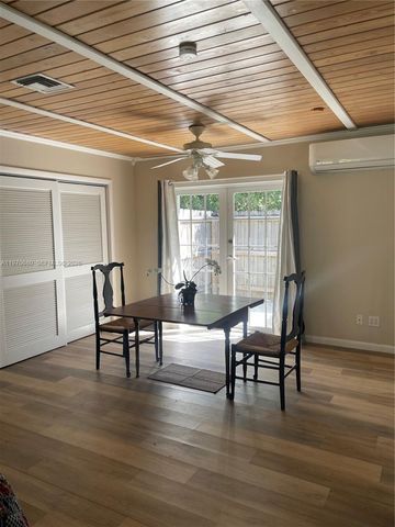 23755 SW 142nd Ave, Homestead, FL 33032