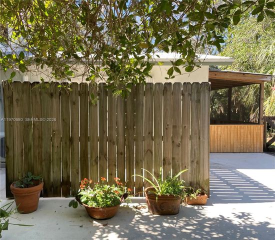 23755 SW 142nd Ave, Homestead, FL 33032