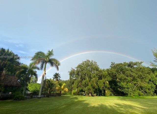 23755 SW 142nd Ave, Homestead, FL 33032