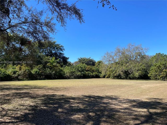 23755 SW 142nd Ave, Homestead, FL 33032