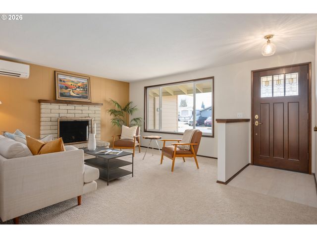 1153 Elizabeth St, Eugene, OR 97402