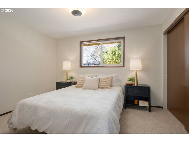 1153 Elizabeth St, Eugene, OR 97402