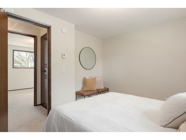 1153 Elizabeth St, Eugene, OR 97402