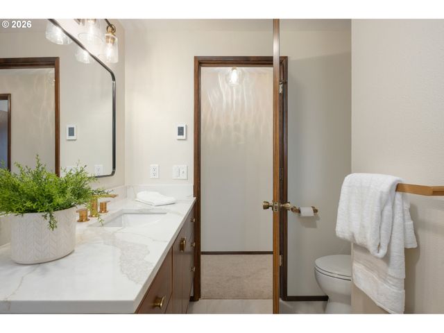 1153 Elizabeth St, Eugene, OR 97402