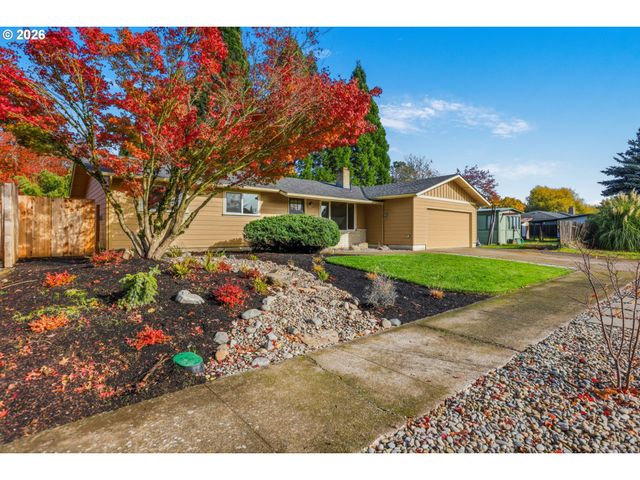 1153 Elizabeth St, Eugene, OR 97402