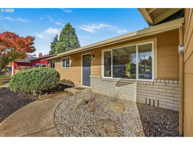 1153 Elizabeth St, Eugene, OR 97402